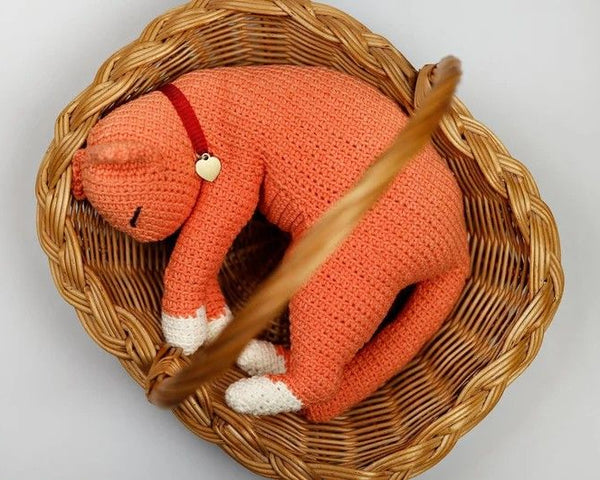 Dreaming Cat Crochet Pattern