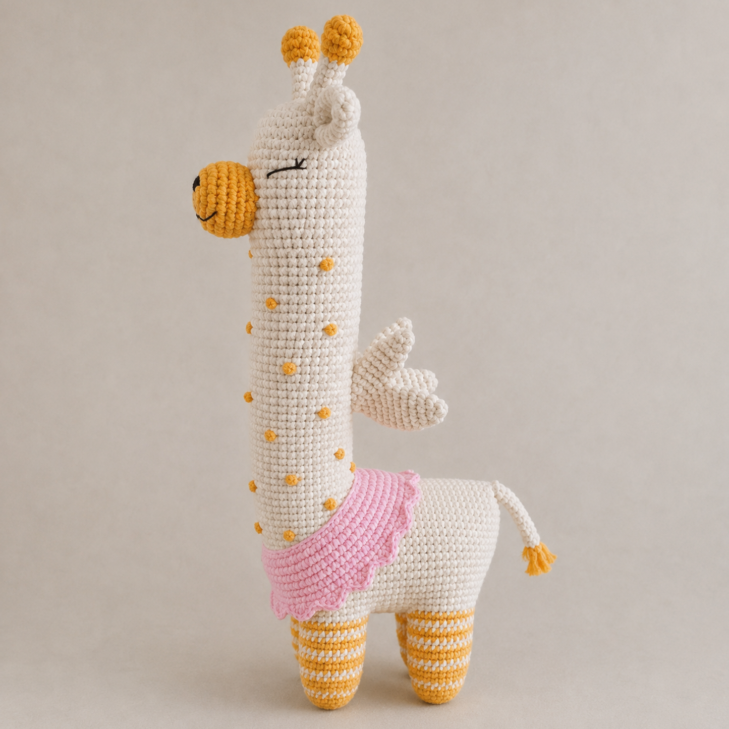 Crochet Daisy the Giraffe Amigurumi Pattern