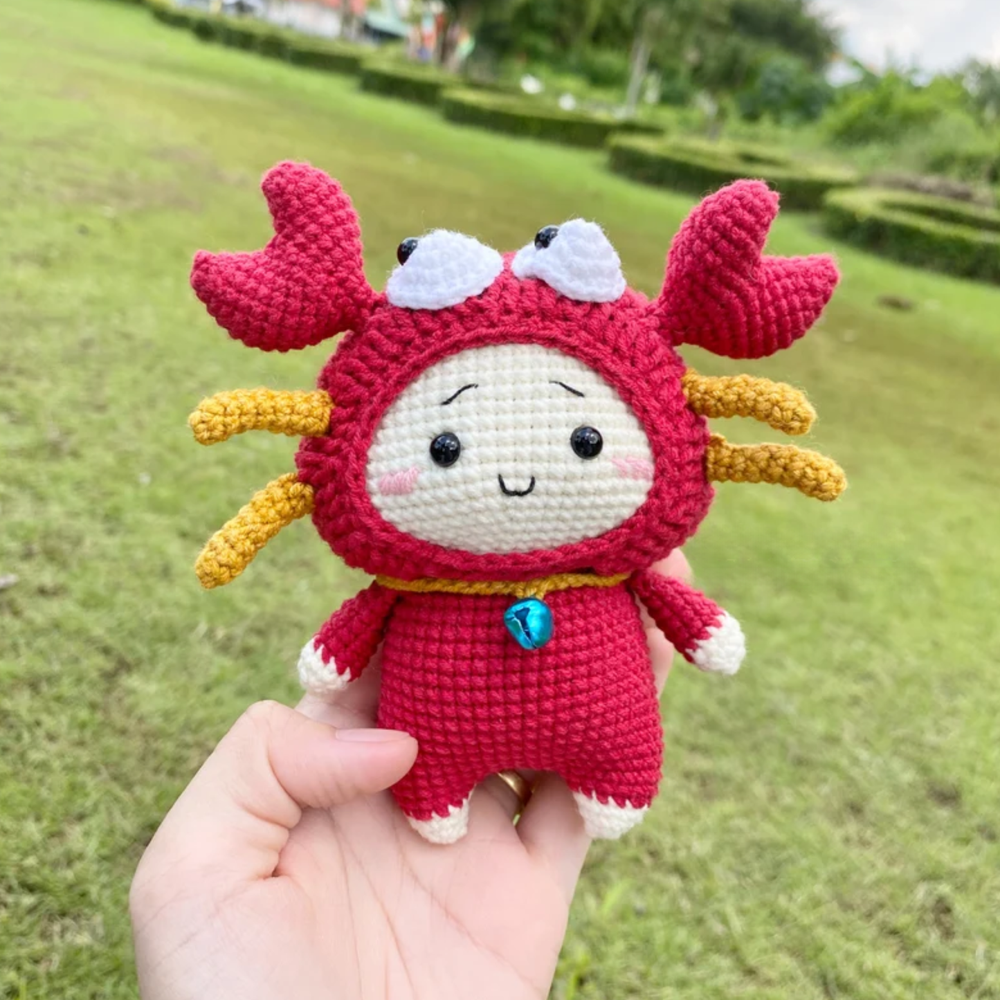Crochet Cancer Zodiac Doll Pattern (Amigurumi Keychain | 2.5 inches | English PDF)