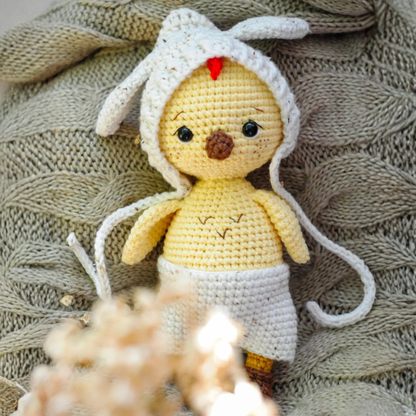 Crochet Easter Chick Pattern (With Frog and Bunny Outfits)