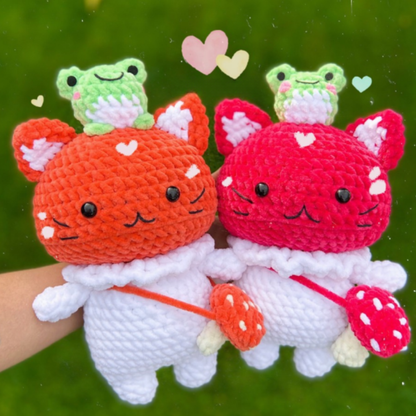 Crochet Meow the Mushroom Cat Pattern (Chunky Amigurumi | Cat, Frog Companion & Mini Mushroom Bag Included)